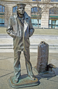 Statue of the Lone Sailor